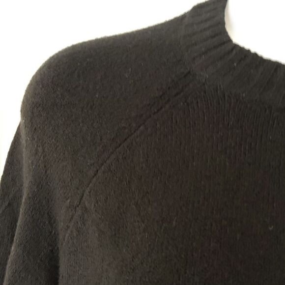 Time and Tru black long sleeve crew neck pullover sweater - Picture 5 of 11